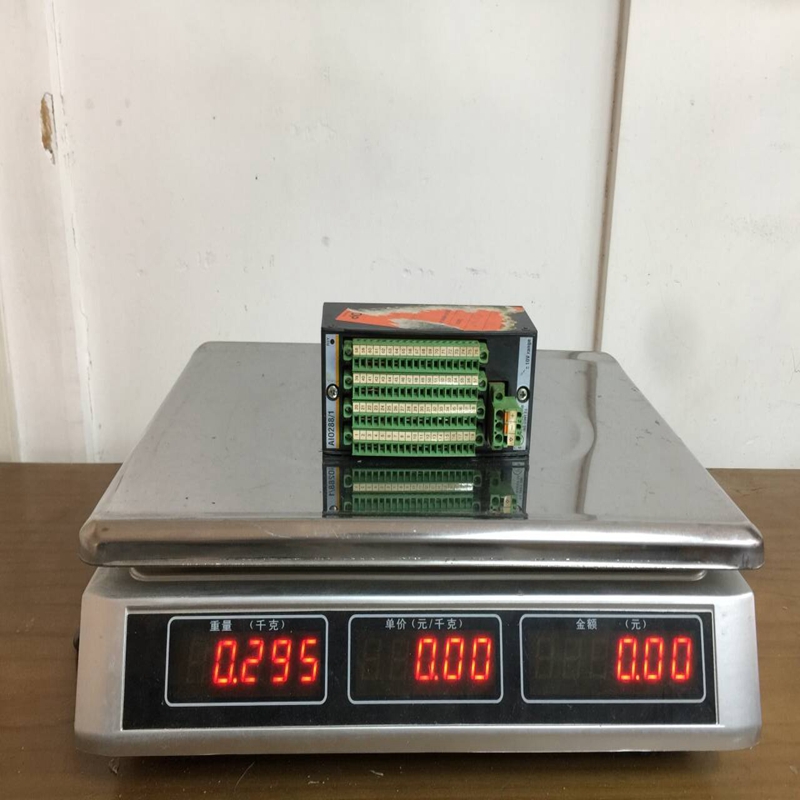 Bachmann AIO2881 (2)