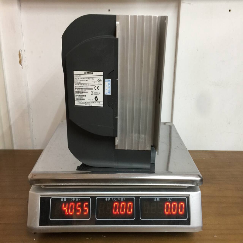 6SL3210-5BE31-5UV0 SIEMENS (1)