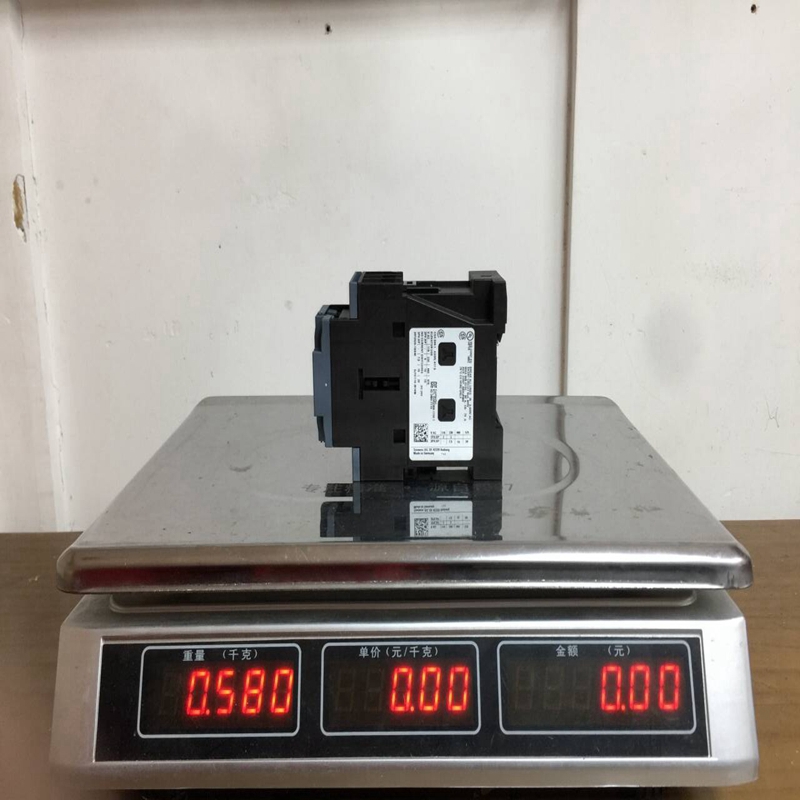 3RT2026-1BB40 SIEMENS (1)