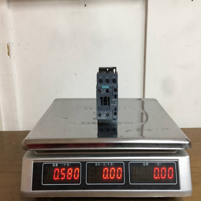 3RT2026-1BB40 SIEMENS (2)