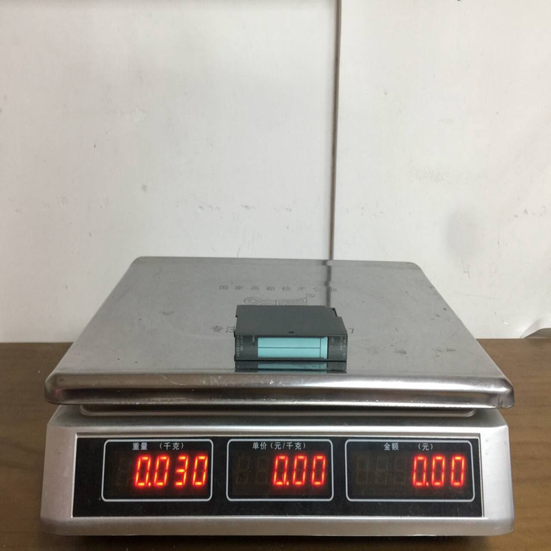 6ES7138-4CA01-0AA0 SIEMENS (1)