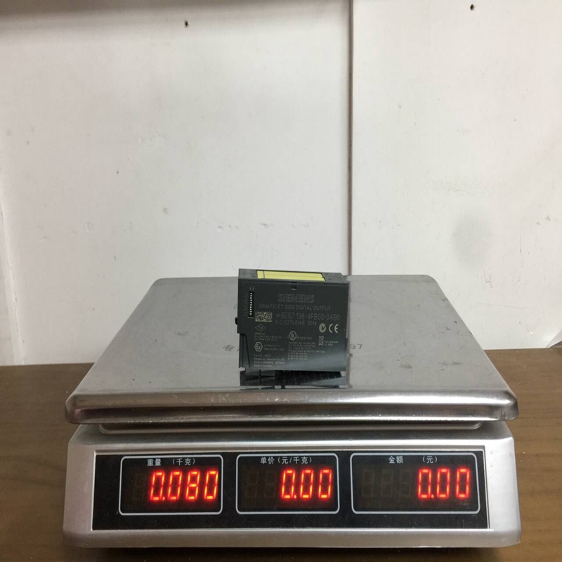 6ES7138-4FB03-0AB0 SIEMENS (1)