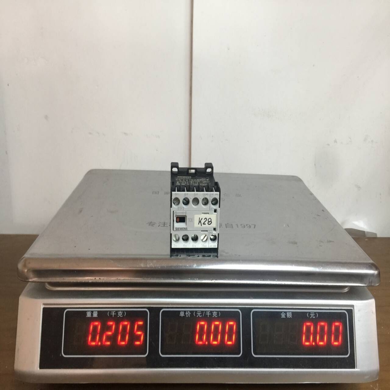 3TF2010-0BB4 SIEMENS (2)