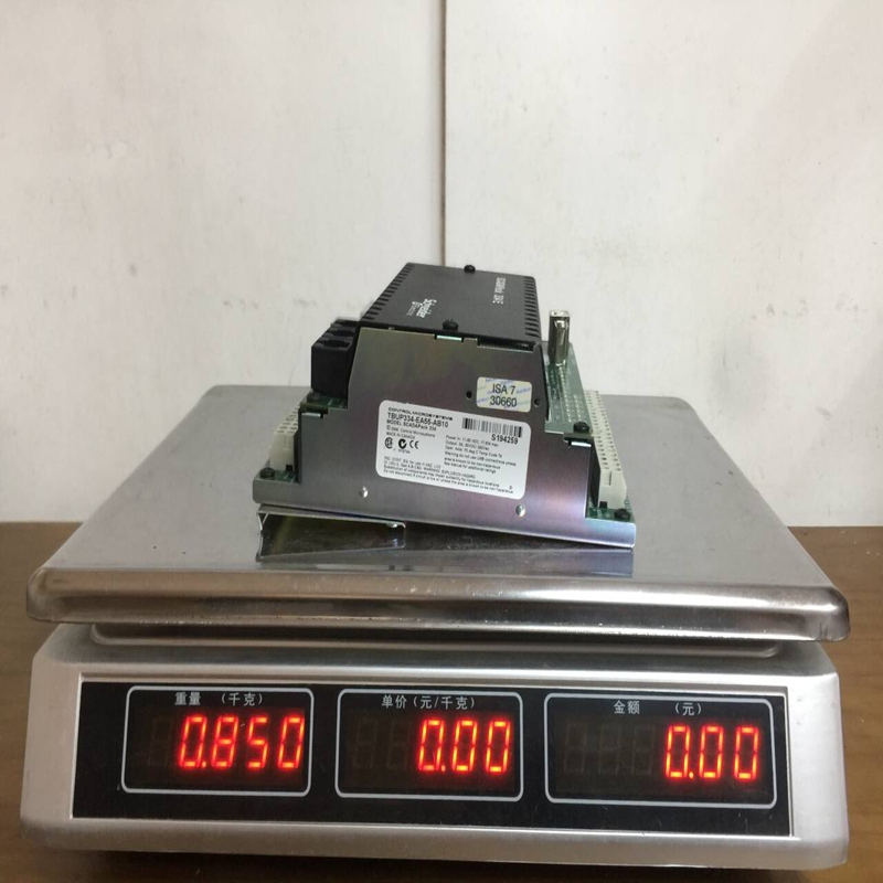 TBUP334-EA55-AB10 SCHNEIDER (2)