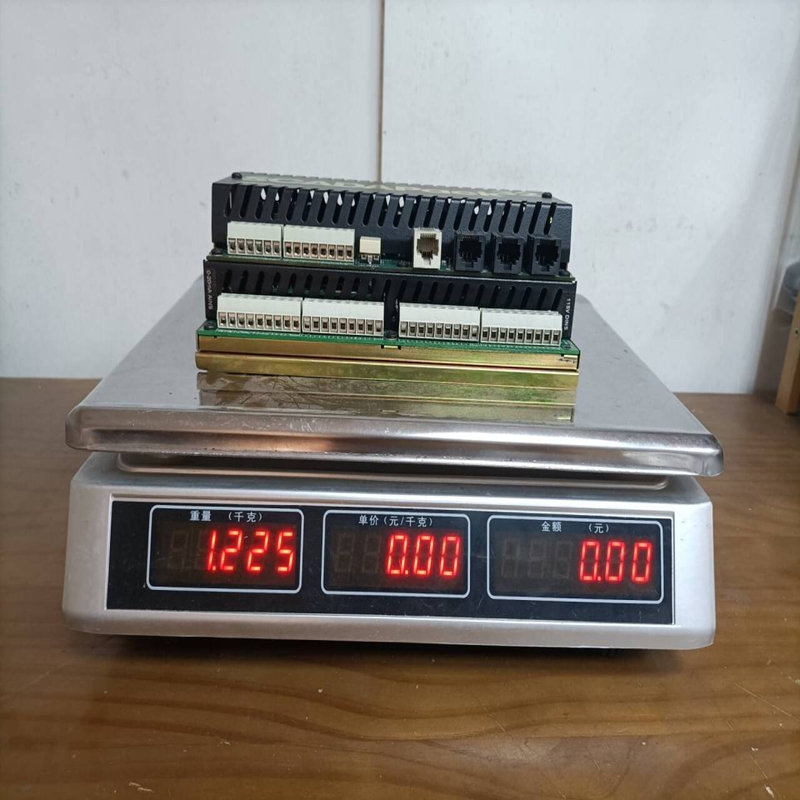 Schneider SCADAPACK32 (1)