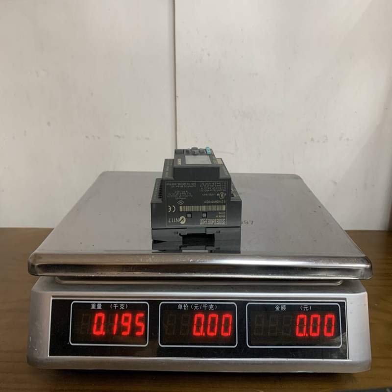 6ED1052-1MD00-0BA5 Siemens (2)