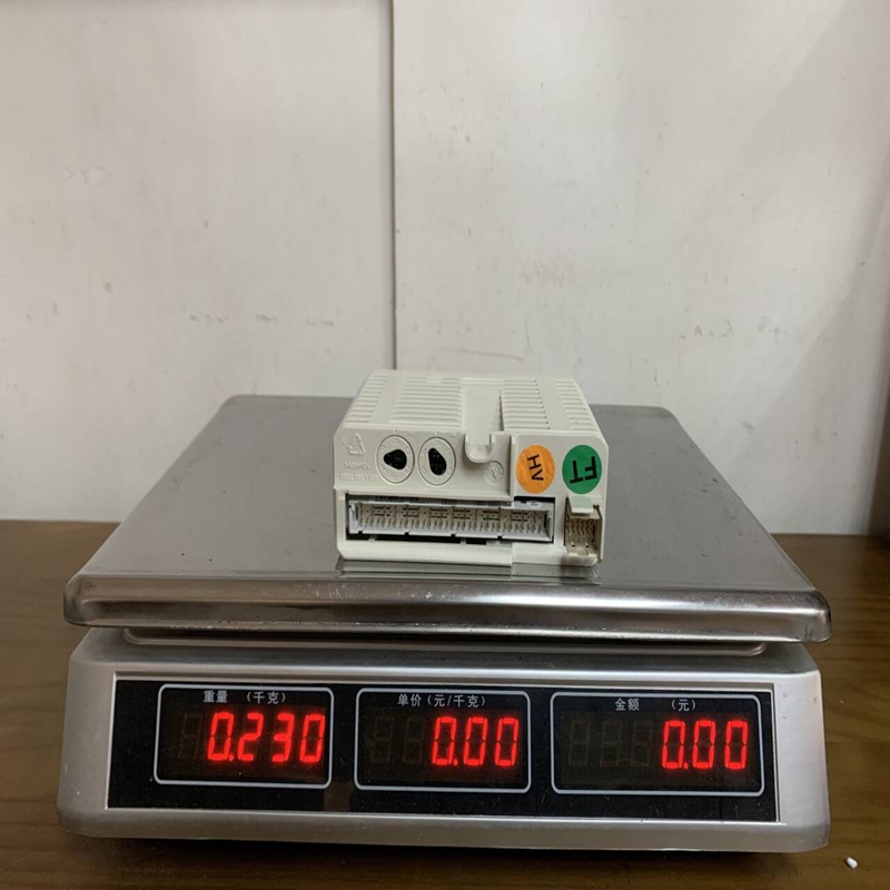 DO880 3BSE028602R1 ABB (2)