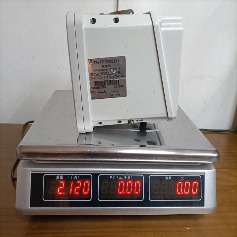 TB84PH-2000112 AC110V ABB (3)