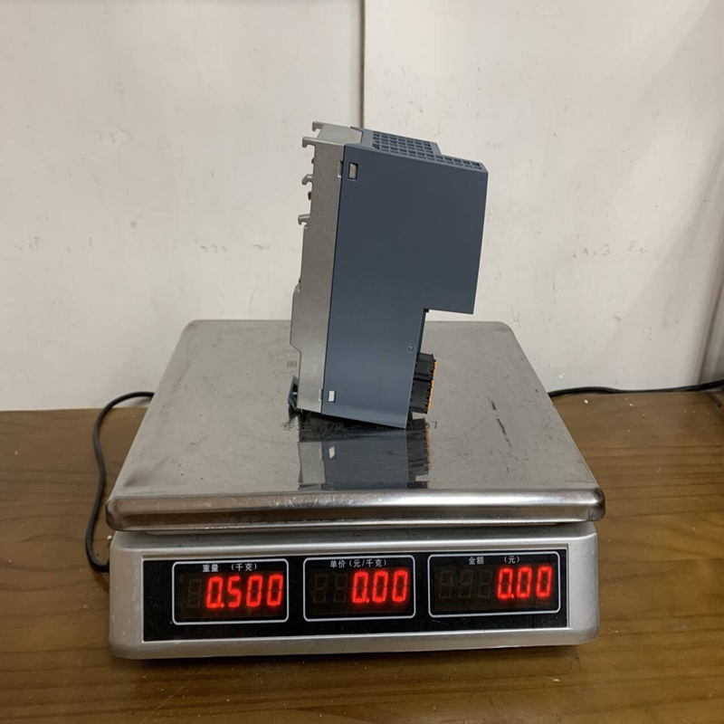 Siemens 6GK5108-0BA00-2AC2 (1)