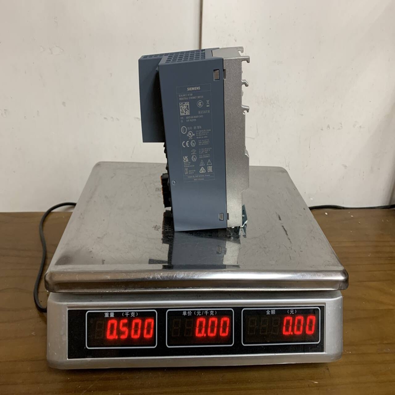 Siemens 6GK5108-0BA00-2AC2 (3)