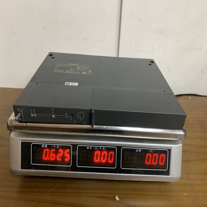 6ES7461-1BA01-0AA0 Siemen (2)