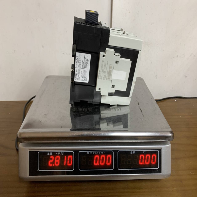 Siemens 3RT1045-1BB40 (3)