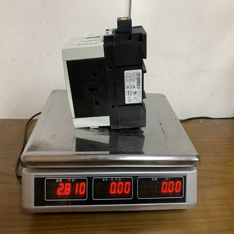 Siemens 3RT1045-1BB40 (2)