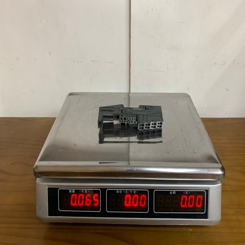 SIEMENS 6ES7193-4CB20-0AA0 (2)