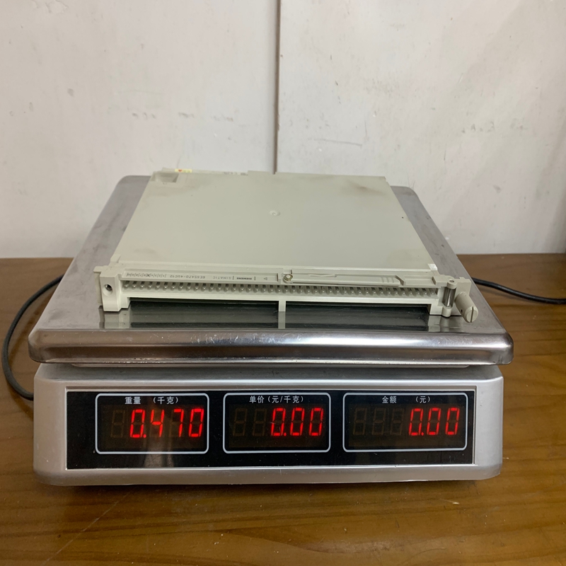 Siemens 6ES5470-4UC12 (1)