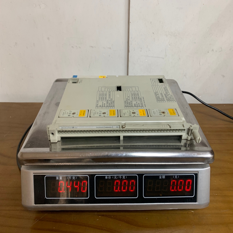 Siemens 6ES5465-4UA12 (1)