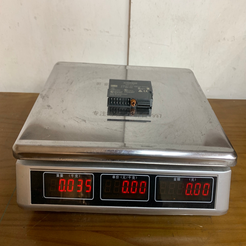 Siemens 6ES7131-4BF00-0AAP (2)