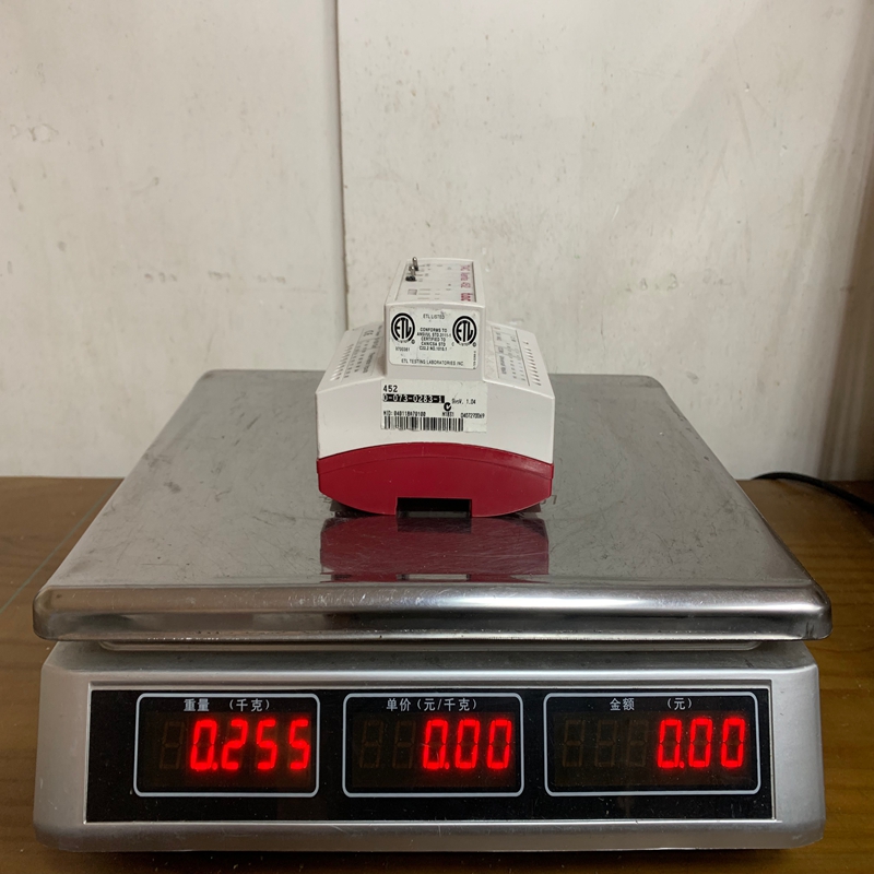 Schneider TAC XENTA 452 (1)