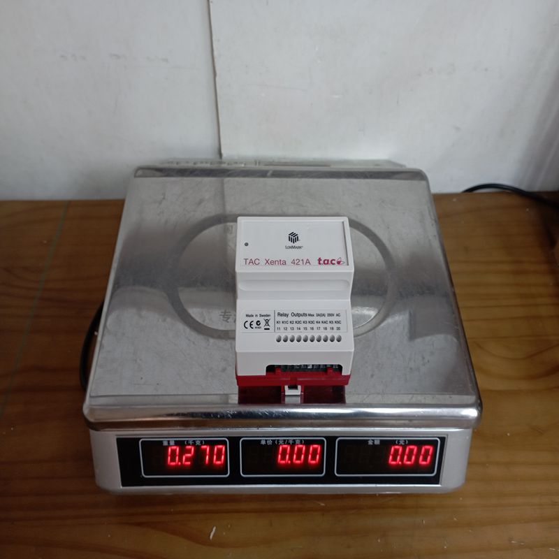 Schneider TAC Xenta 421A (3)