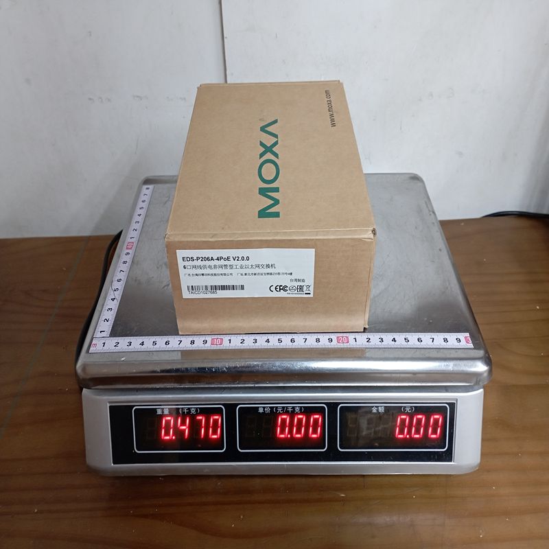 MOXA EDS-P206A-4PoE (1)