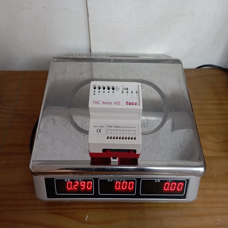 Schneider TAC Xenta 422 (2)