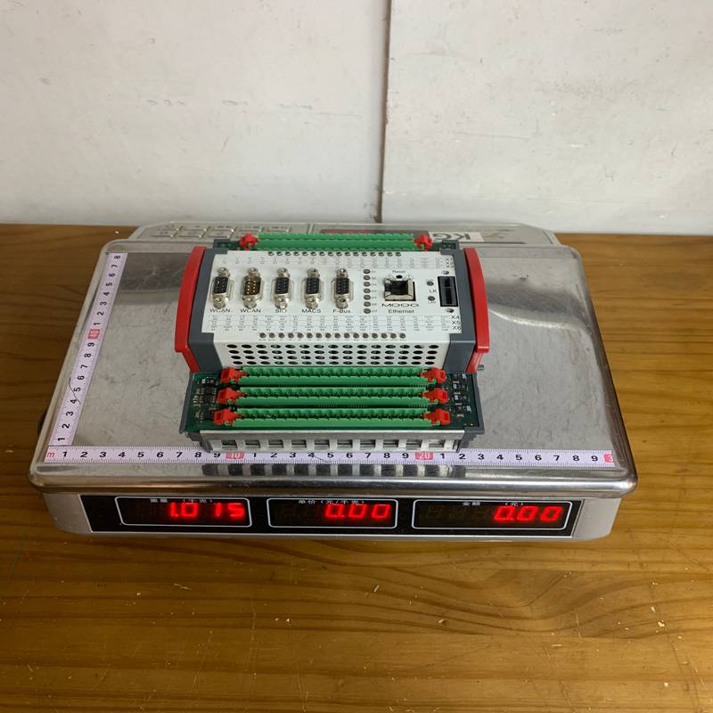 MOOG D136-001-007 (3)