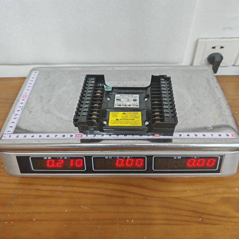 Honeywell Q7800A1005 (3)