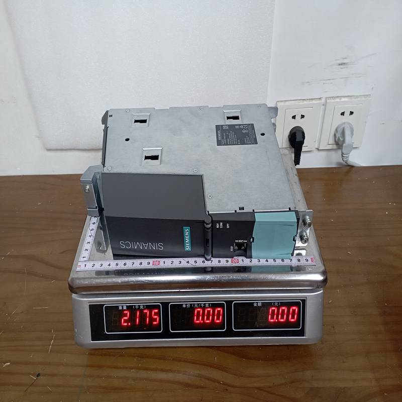 Siemens 6SL3040-1MA01-0AA0 (1)