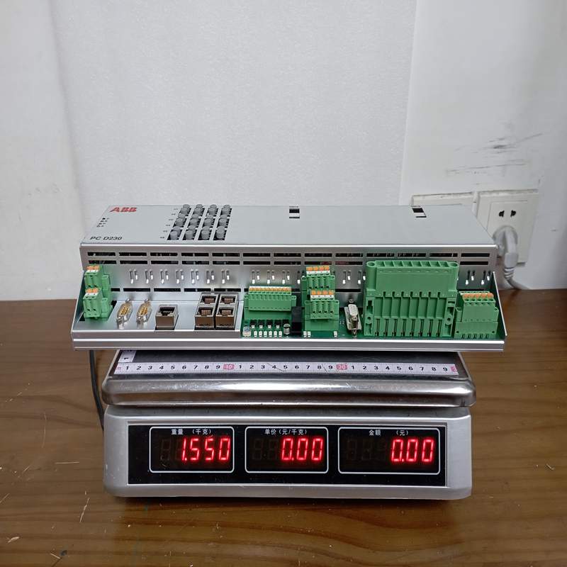 ABB PC D230 3BHE022291R0101 (1)