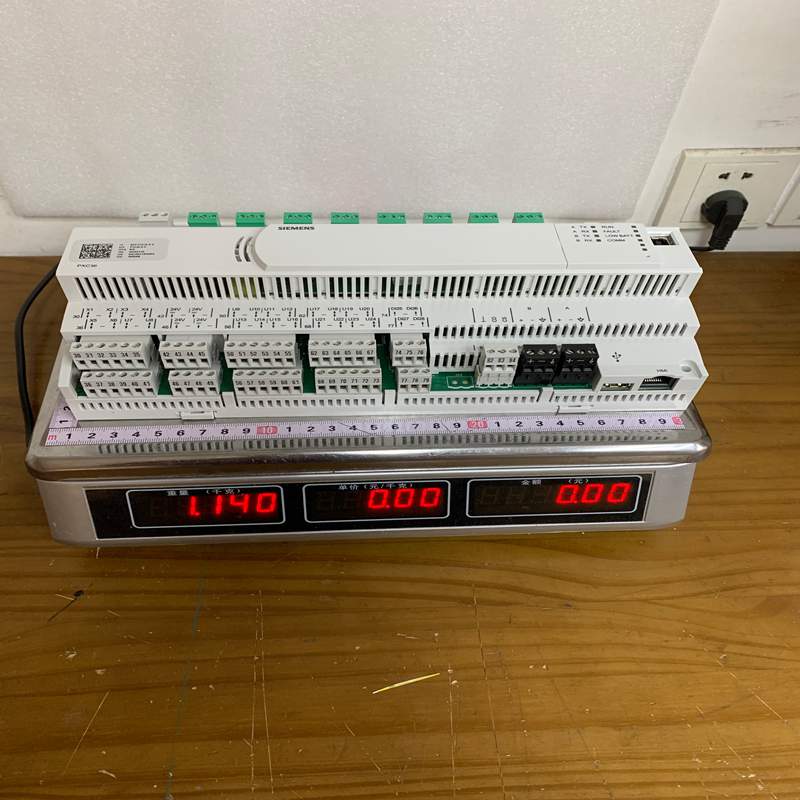 SIEMENS PXC36-E.A (1)