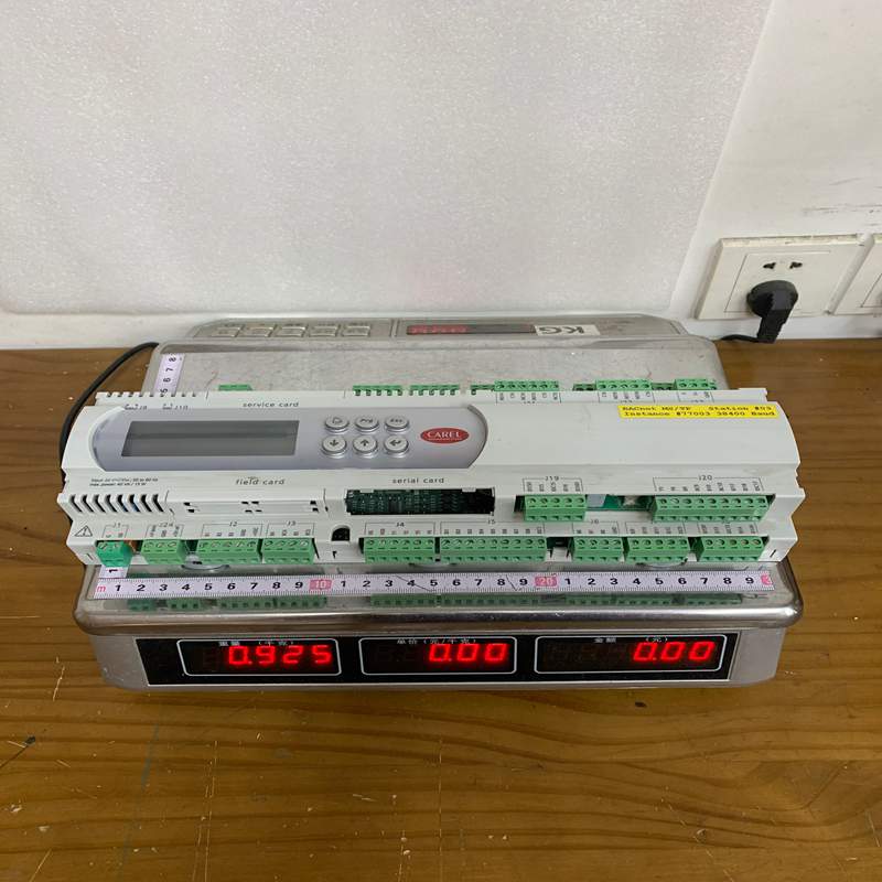 1 CAREL PCO3000BL0 (7)