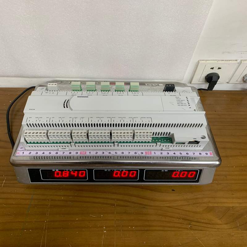 Siemens PXC24.2-PEF.A (3)